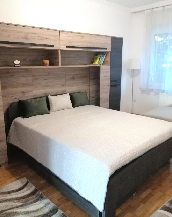 Matilda Apartman Apartment ไฮจ์ดุสโซบอสโล ภายนอก รูปภาพ